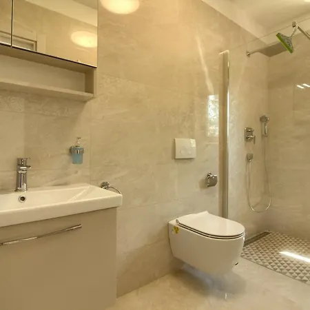 Villa Beautiful Markulin With Private Pool Near Pula Sisan