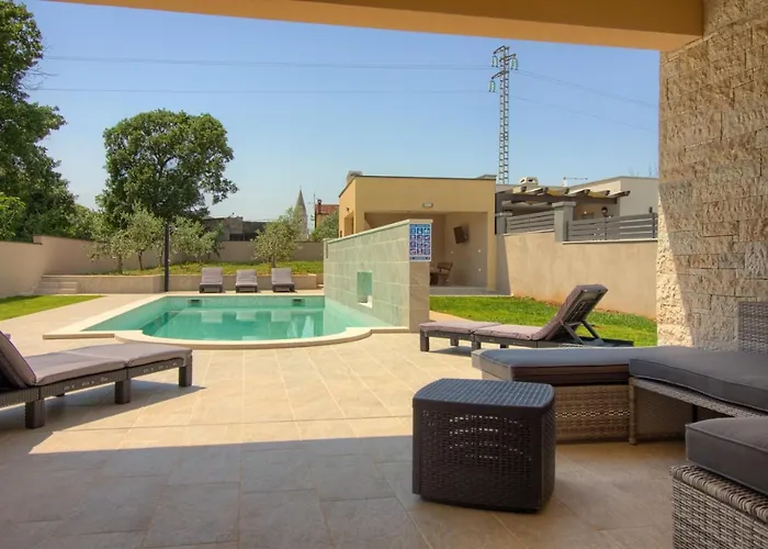 Villa Beautiful Markulin With Private Pool Near Pula Sisan