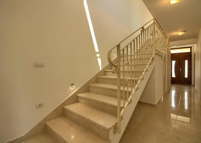 Beautiful Markulin With Private Pool Near Pula 빌라 *