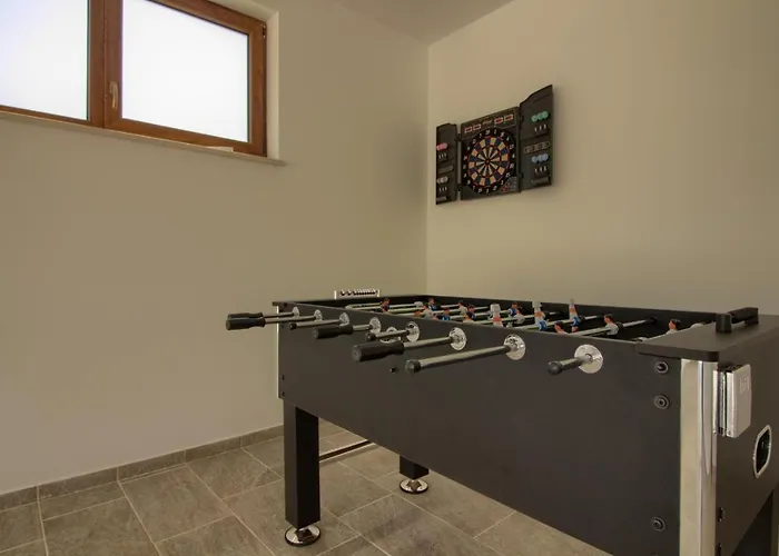 Beautiful Markulin With Private Pool Near Pula * Sisan