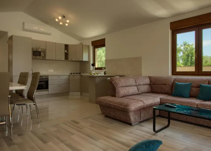 Beautiful Markulin With Private Pool Near Pula *