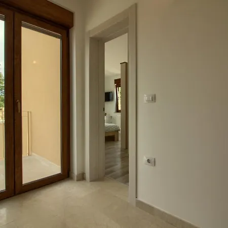 Beautiful Markulin With Private Pool Near Pula