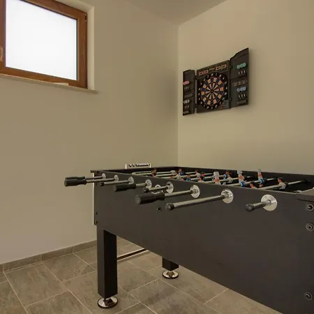 Beautiful Markulin With Private Pool Near Pula * Šišan