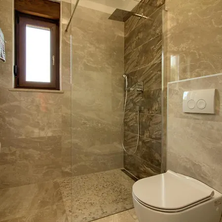 Beautiful Markulin With Private Pool Near Pula * Šišan