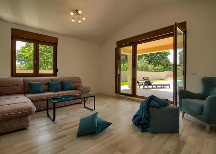 Villa Beautiful Markulin With Private Pool Near Pula